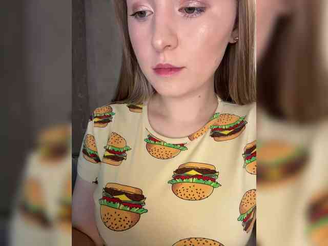AlinaRay webcam