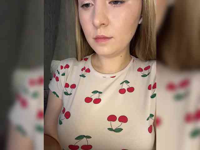 AlinaRay webcam