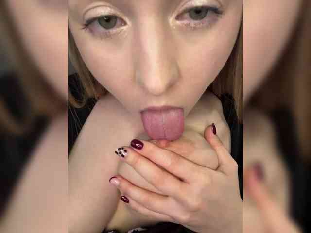 AlinaRay webcam