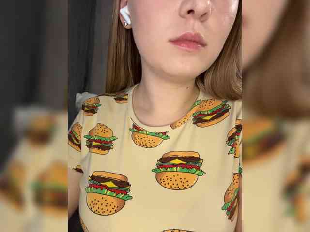 AlinaRay webcam
