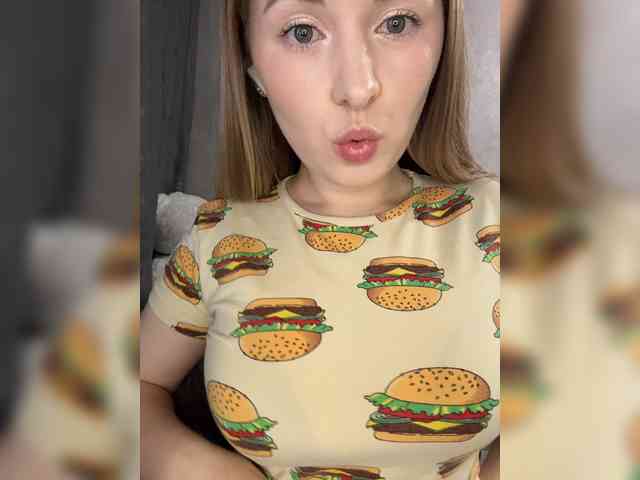 AlinaRay webcam