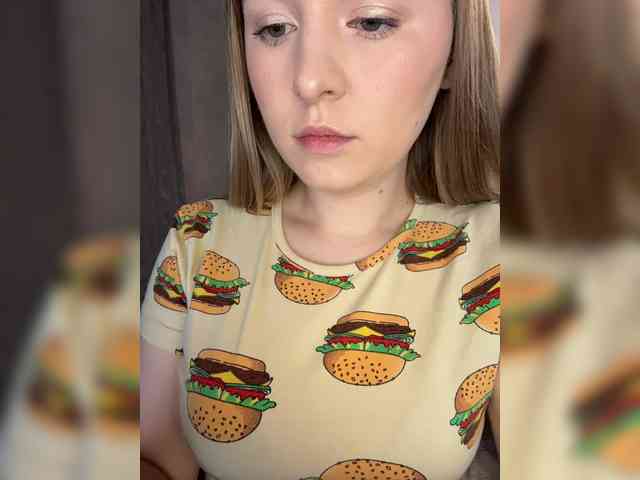 AlinaRay webcam