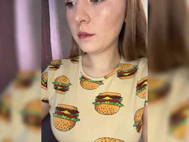 AlinaRay webcam