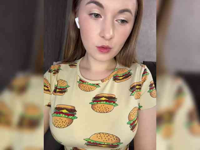 AlinaRay webcam
