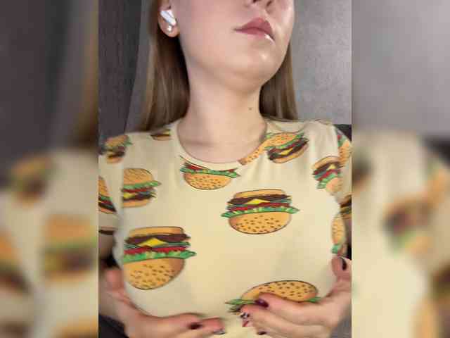 AlinaRay webcam
