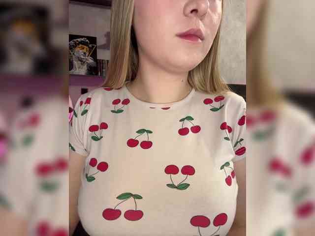 AlinaRay webcam