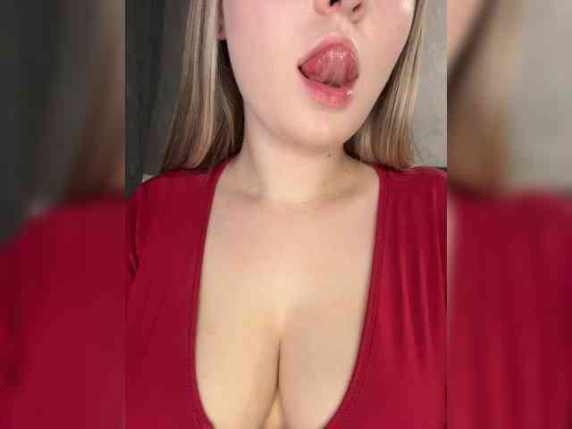 AlinaRay webcam