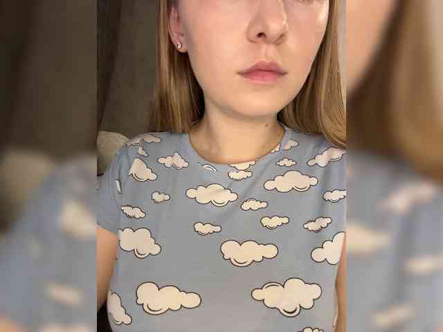 AlinaRay webcam