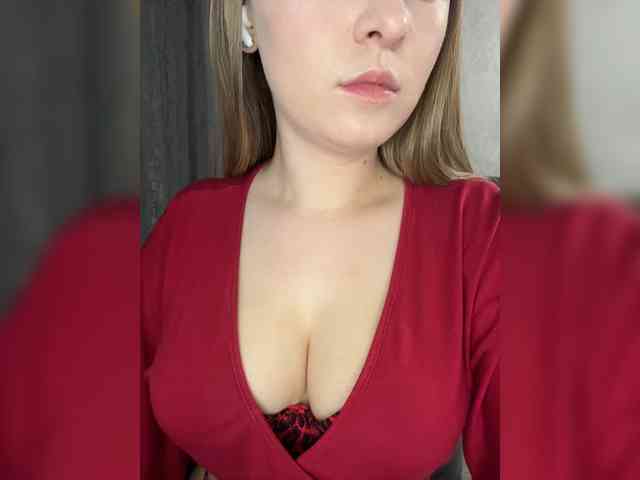 -Dirty-Bitch Sex Cam Show