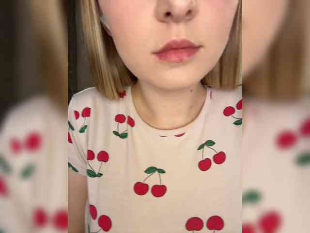 AlinaRay webcam