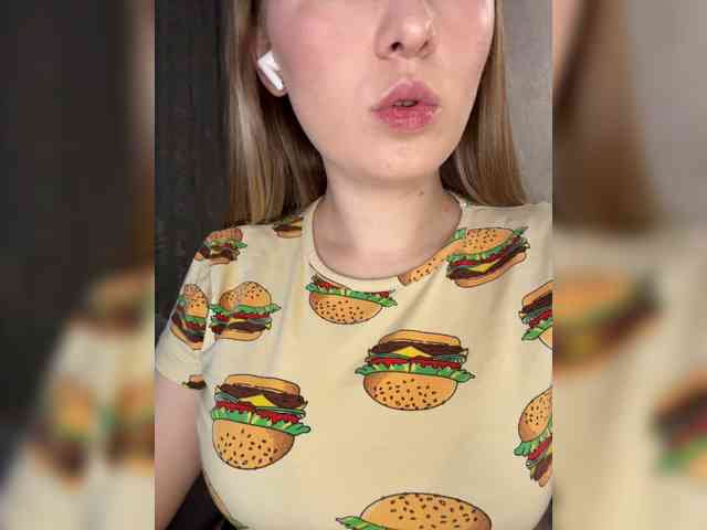 AlinaRay webcam