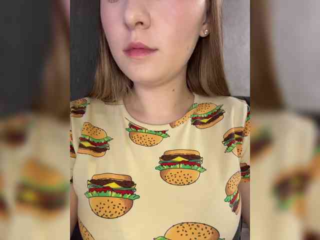 AlinaRay webcam