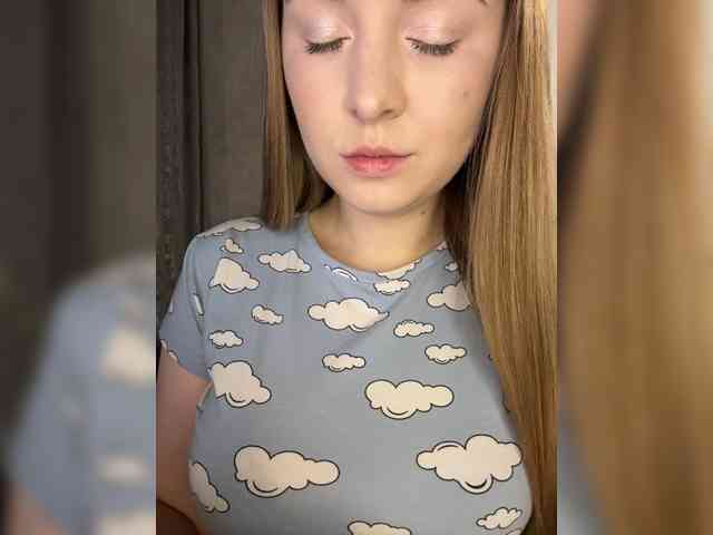 AlinaRay webcam