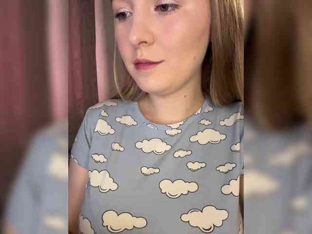 AlinaRay webcam