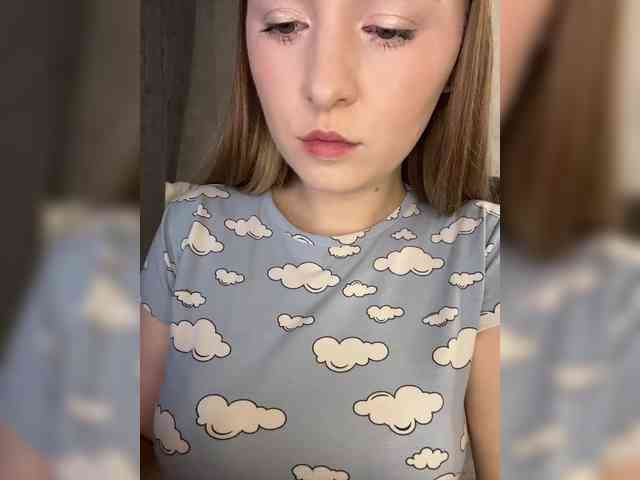 AlinaRay webcam