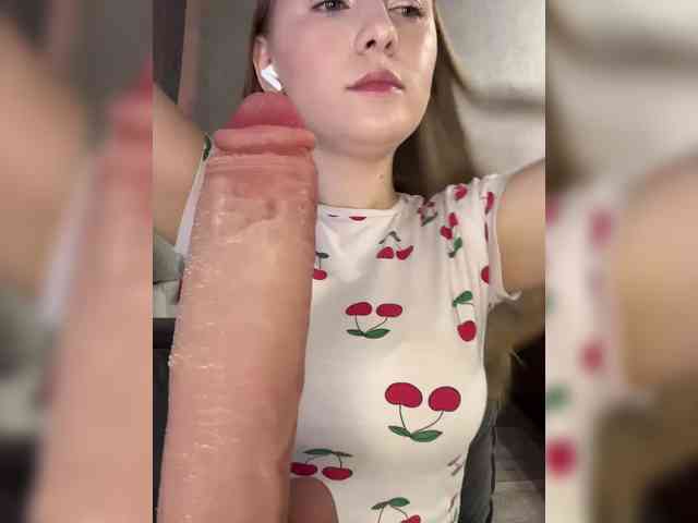 AlinaRay webcam