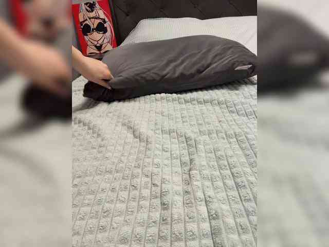 AlinaRay webcam