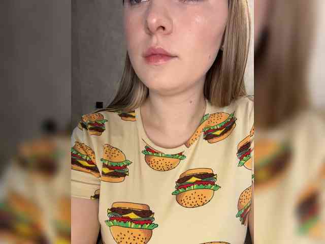 AlinaRay webcam