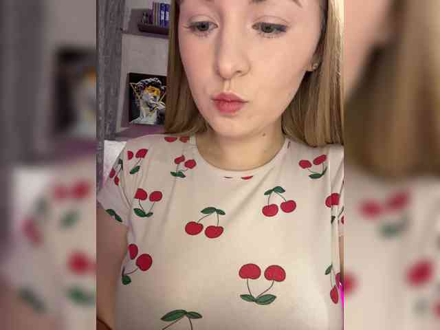 AlinaRay webcam