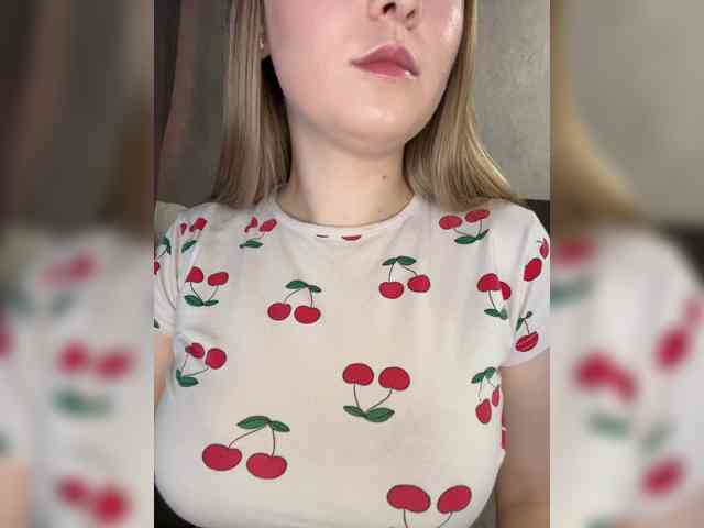 AlinaRay webcam