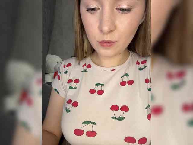 AlinaRay webcam