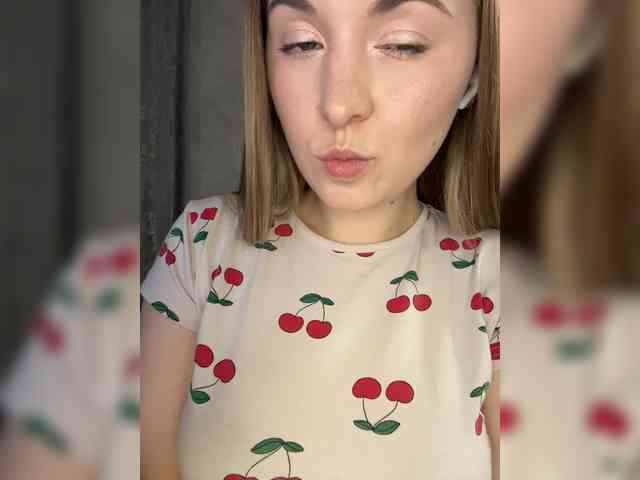 -Dirty-Bitch Sex Cam Show