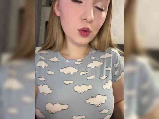 Модель: AlinaRay