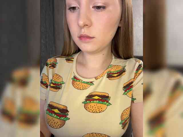 AlinaRay webcam