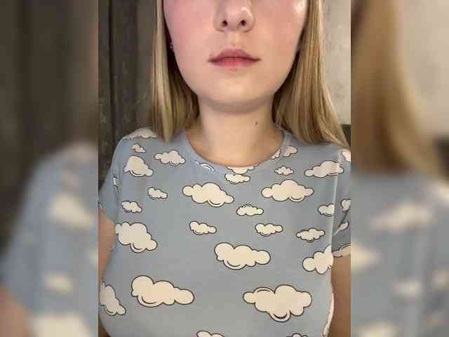 AlinaRay webcam