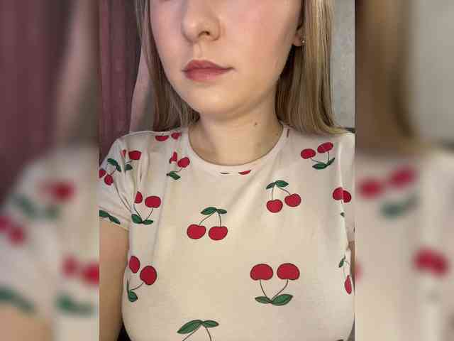 AlinaRay webcam