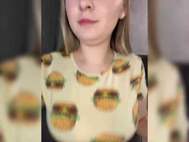 AlinaRay webcam