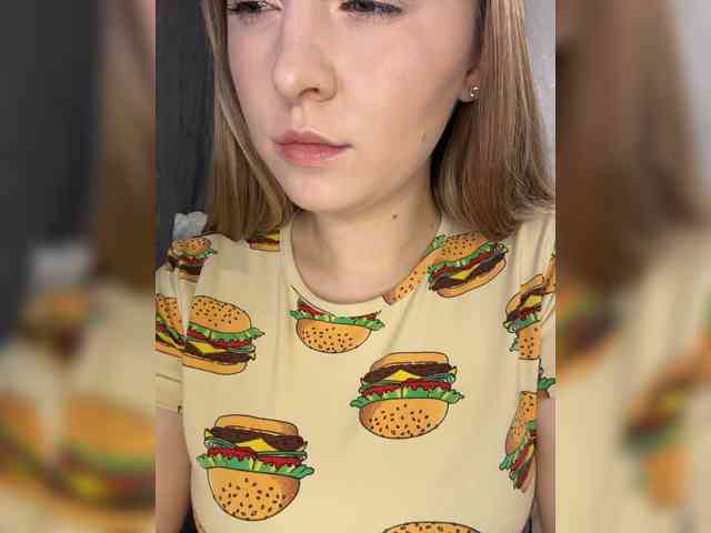 AlinaRay webcam