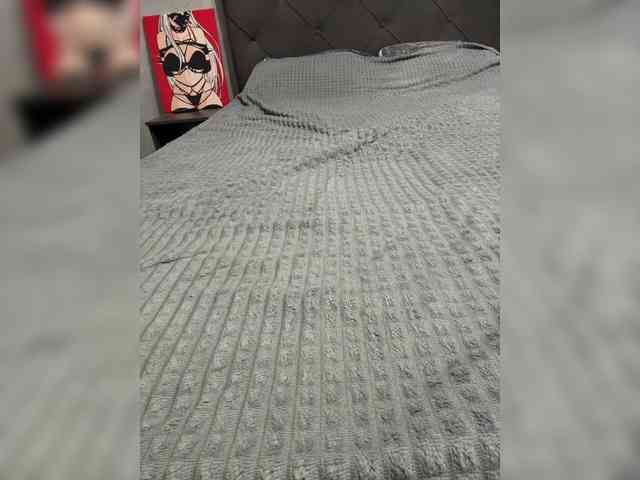 AlinaRay webcam