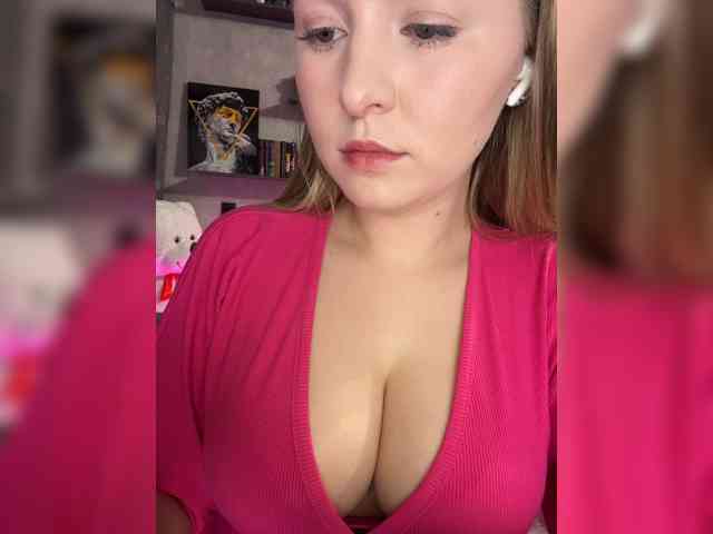 AlinaRay webcam