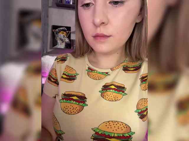 AlinaRay webcam