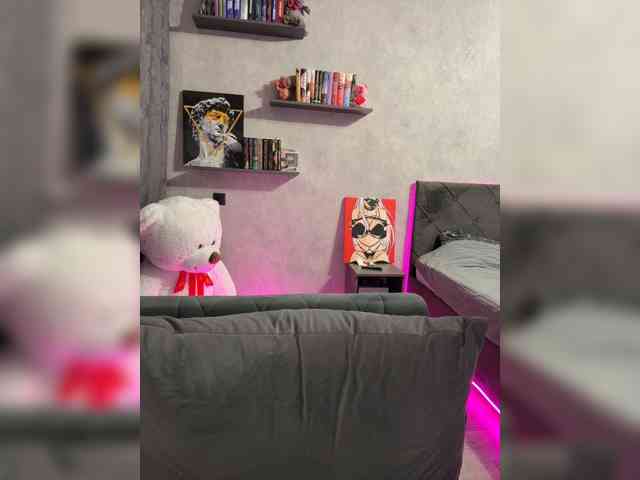 AlinaRay webcam