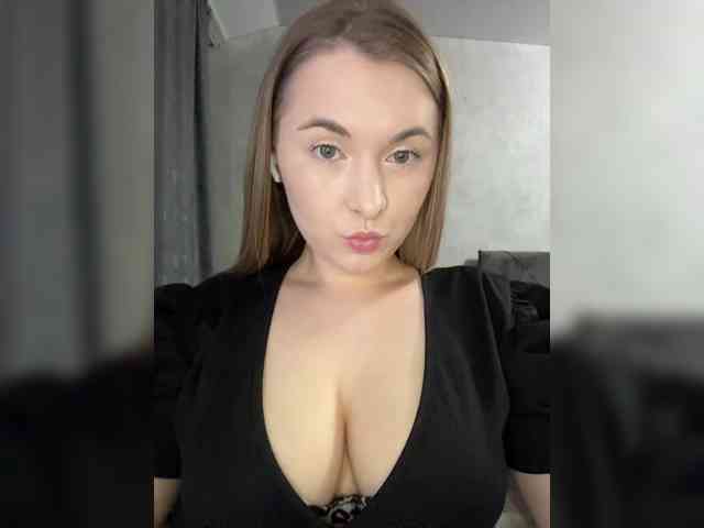 AlinaRay webcam