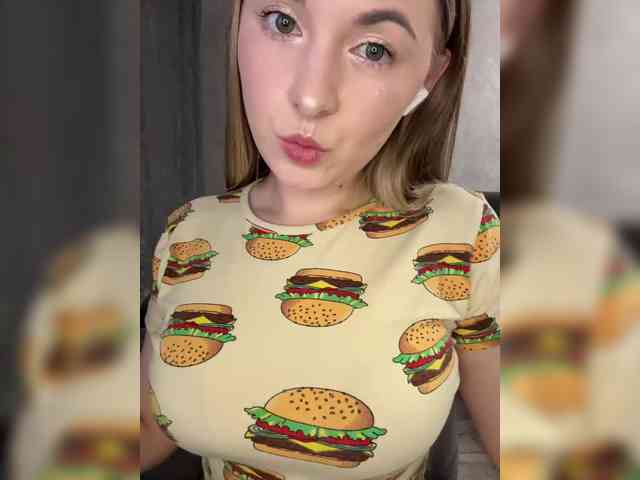 AlinaRay webcam