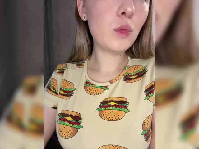 AlinaRay webcam