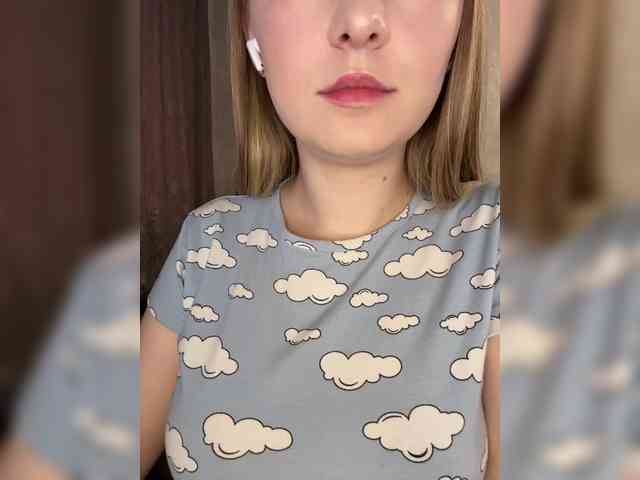 AlinaRay webcam