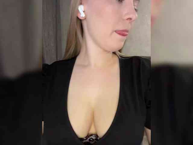 AlinaRay