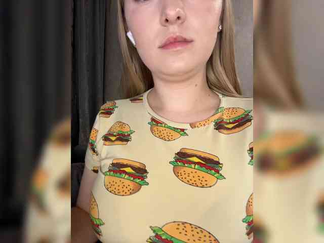 AlinaRay webcam