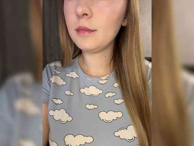 AlinaRay webcam