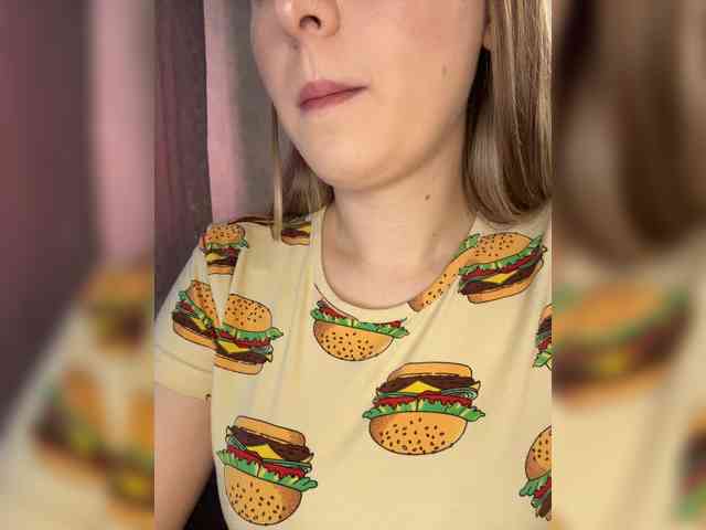 AlinaRay webcam