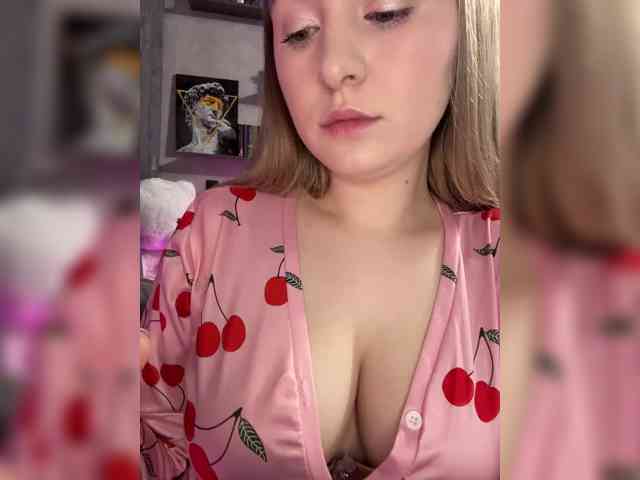 AlinaRay webcam