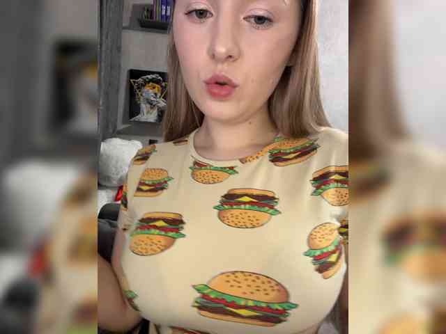 AlinaRay webcam