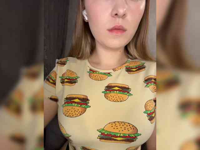 AlinaRay webcam