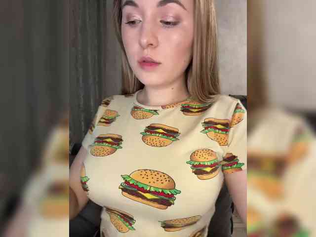 AlinaRay webcam