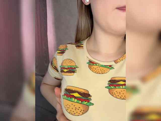 AlinaRay webcam