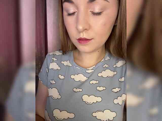 AlinaRay webcam